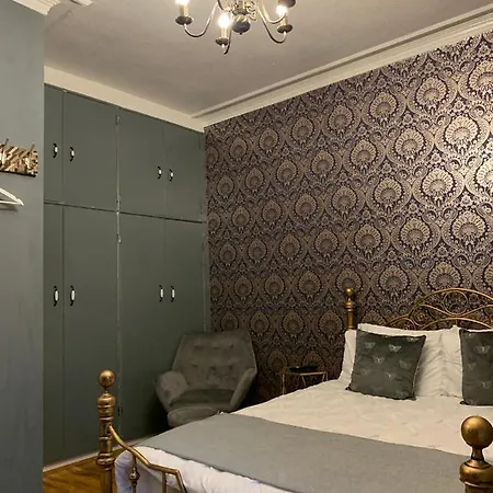 Glamours Stylish Victorian Apartment Near City Centre Edinburgh Exterior photo