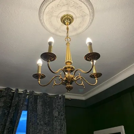 Glamours Stylish Victorian Apartment Near City Centre Edinburgh Exterior photo